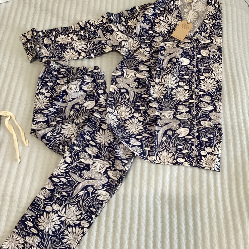 NWT - RARE out-of-print print Mermaid Pajama Set